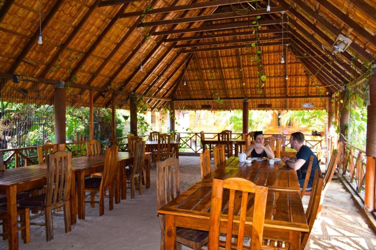 Mithra Paradise Beach Hotel Nilaveli Buitenkant foto