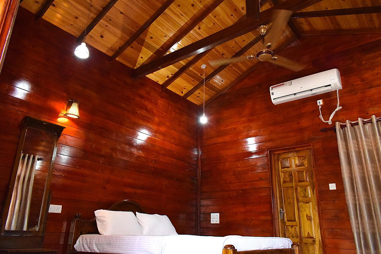 Mithra Paradise Beach Hotel Nilaveli Buitenkant foto